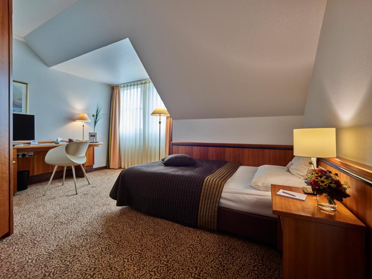 Tandreas Hotel & Restaurant Гисен Экстерьер фото